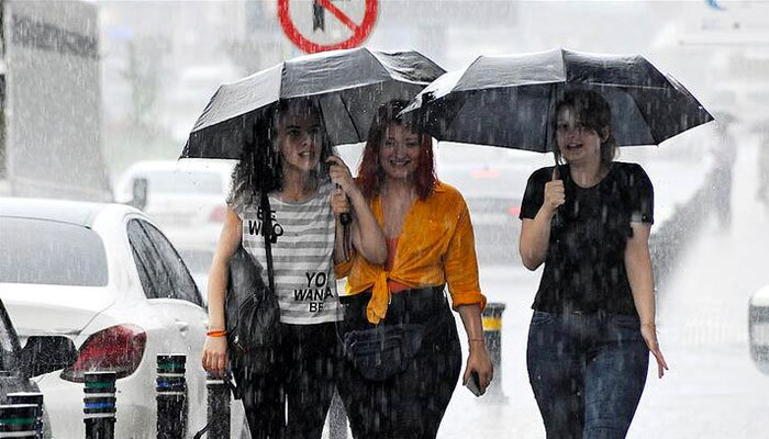 Meteoroloji'den bazı bölgelere sağanak yağmur uyarısı