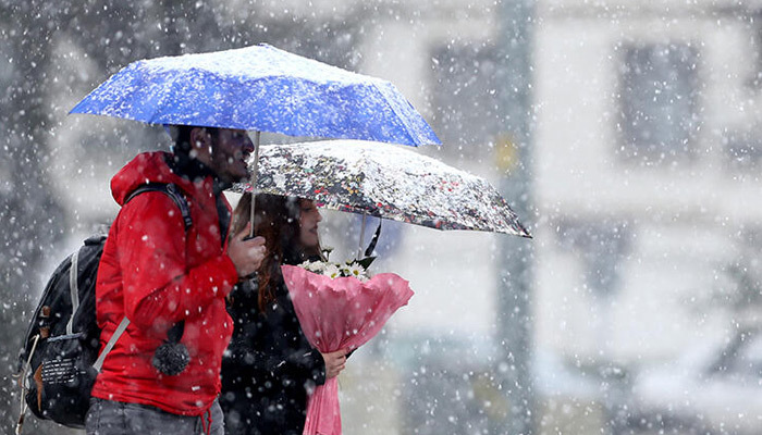 Meteoroloji'den yoğun ve kuvvetli kar yağışı uyarısı