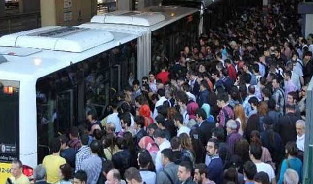 Metrobus-cilesi-Sosyal-medyadan-buyuk-tepki-5989.jpg
