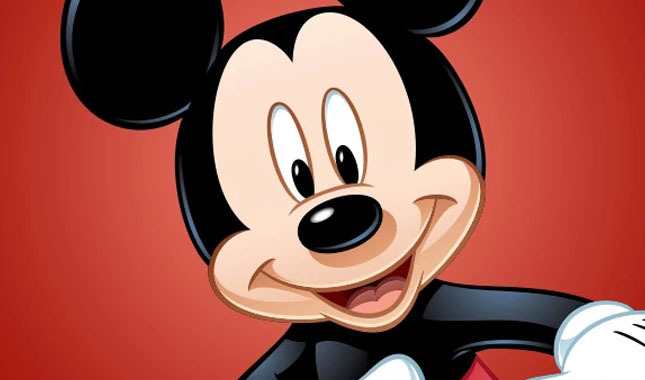 Mickey Mouse doğum gününü kutluyor!