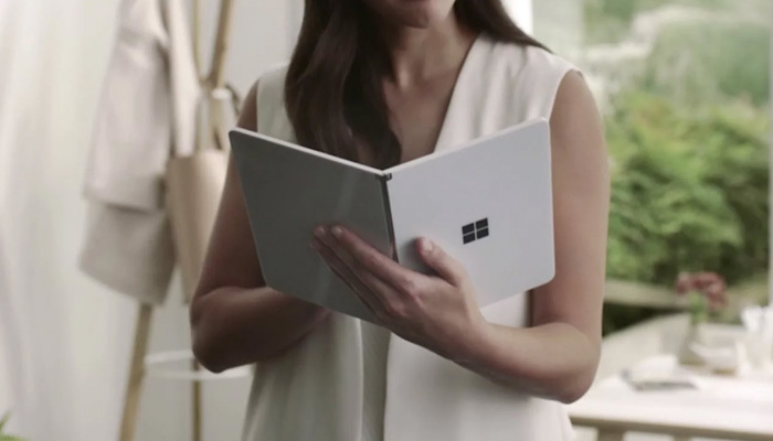 Microsoft'tan katlanabilir akıllı telefon