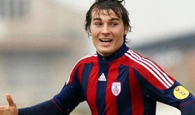Milli oyuncu Arsenal'e transfer oluyor
