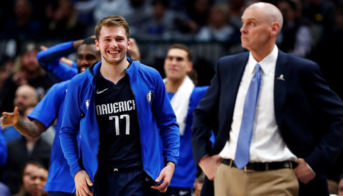 NBA'de Luka Doncic, Cedi Osman'ı üzdü