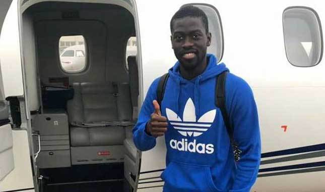 Ndiaye imza için İngiltere'ye gitti
