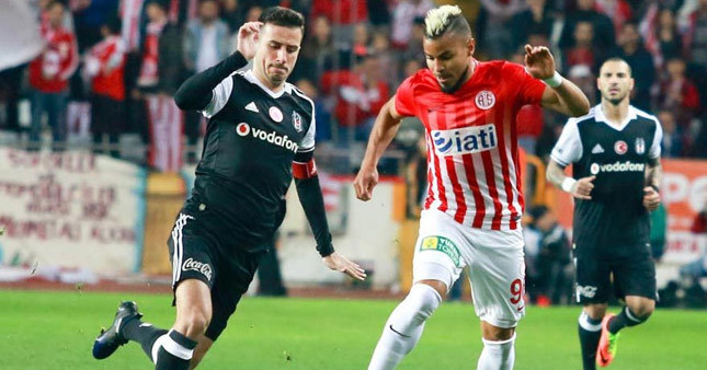 Oğuzhan'dan Aboubakar'a uyarı!