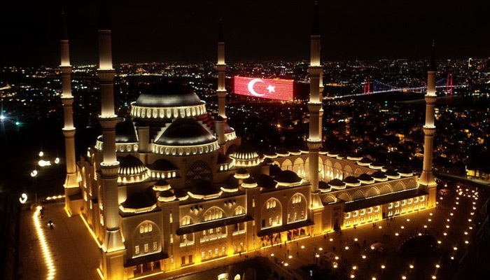 Harekat için sela okundu