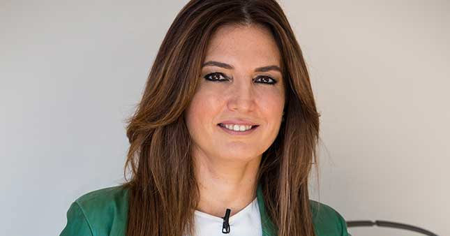 Özlem Denizmen kimdir?