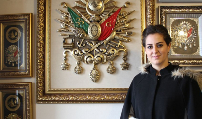 Padişah torunu Nilhan Osmanoğlu kimdir kaç yaşında nereli