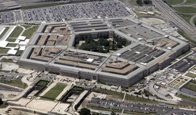 Pentagon özel kalem müdürü Kevin Sweeney istifa etti