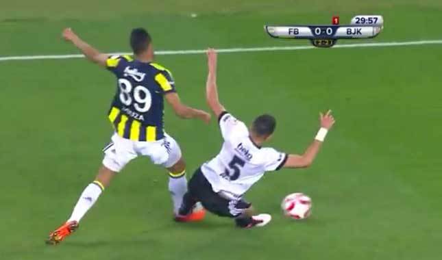 Kupada görülen kırmızı kart ligde geçerli mi - TFF 2019 kuralları