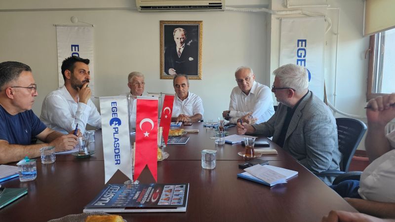Plastik ve seracılık sektörleri EGEPLASDER'de buluştu, hedef 5 milyon dönüm sera!