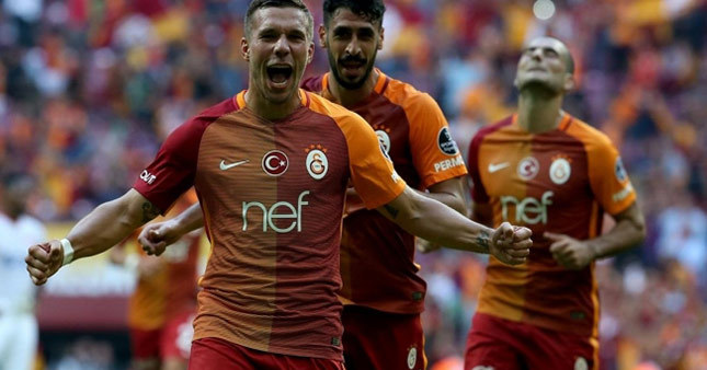 Podolski'nin geleceği belli oldu!