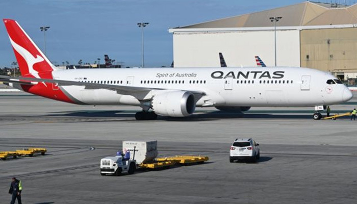 Qantas'tan 19 saatlik uçuş denemesi