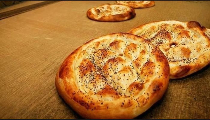 Ramazan'da pide satışı iftardan 2 saat önce bitecek