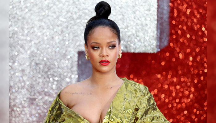 Rihanna: 10 yılda dört çocuk istiyorum