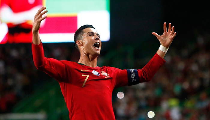 Ronaldo 700 gol sınırında