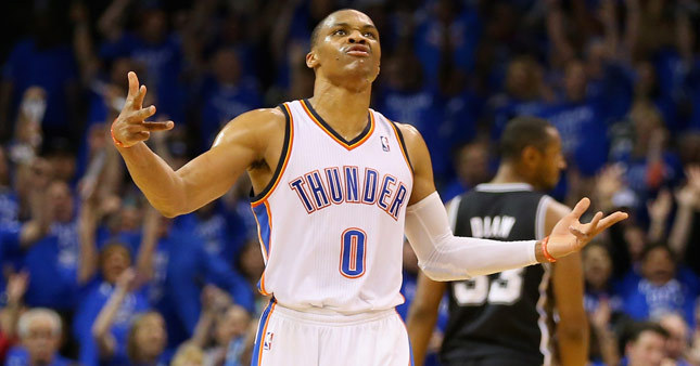 Russell Westbrook tarih yazıyor
