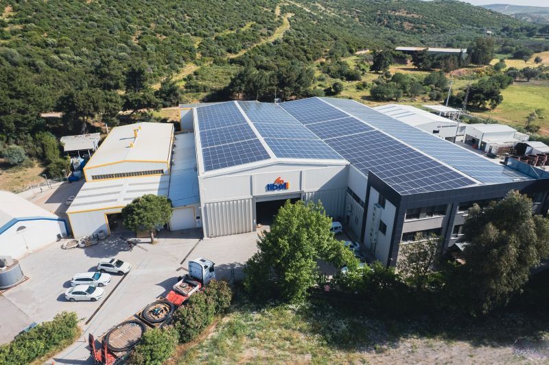 SANAYİCİ TEMUÇİN ARBAK'IN ANISI, EĞİTİM FONUYLA YAŞATILACAK