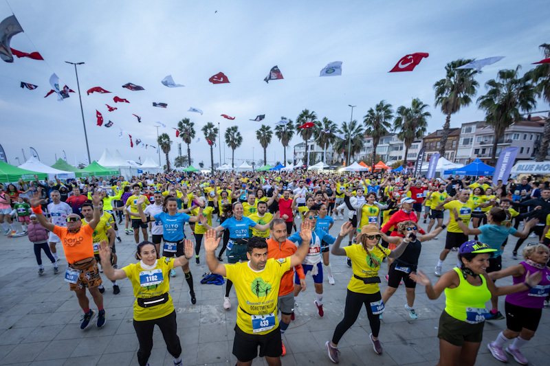 SPX ve Bakırköy Belediyesi Öğretmenler Günü'nü koşuyla kutladı