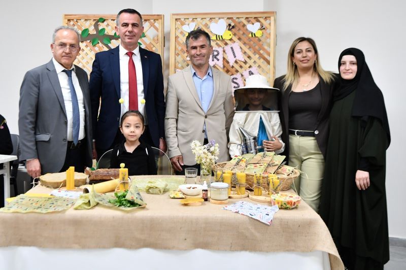 Sağlıklı Kentler Birliği, Mamak Belediyesi'nin Balmumlu Kumaş Atölyesini Yayınladı 