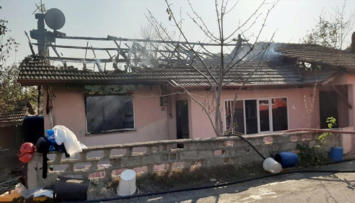 Sakarya'da yangının acı sonucu! 2 çocuk öldü!