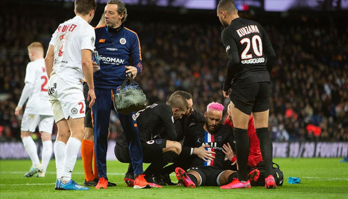 Sakatlanan Neymar PSG kadrosundan çıkarıldı