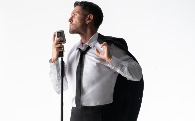 Sanatçı Ari Barutoğlu'dan Yeni Cover: "Sana Güvenmiyorum" 
