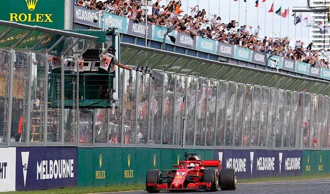 Vettel kazandı