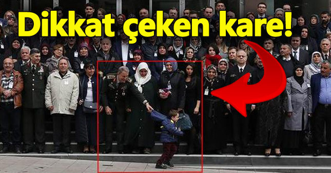 Şehit çocuğu ile Hulusi Akar'ın fotoğrafı ilgi gördü