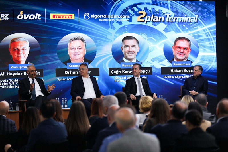 Sektör Temsilcileri 2plan'ın “Otomotivin Dönüşümü Konferansı”nda Buluştu