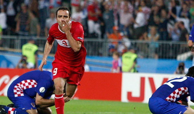 Semih Şentürk, kariyerini noktaladı