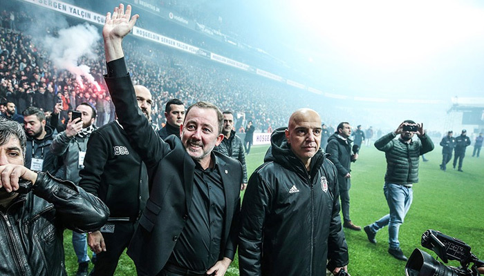 Sergen Yalçın'a görkemli imza töreni
