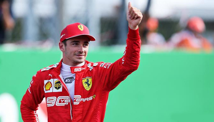 Singapur'da Leclerc pole pozisyonunu kaptı