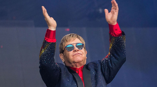 Sir Elton John 'ölümcül virüse' takıldı