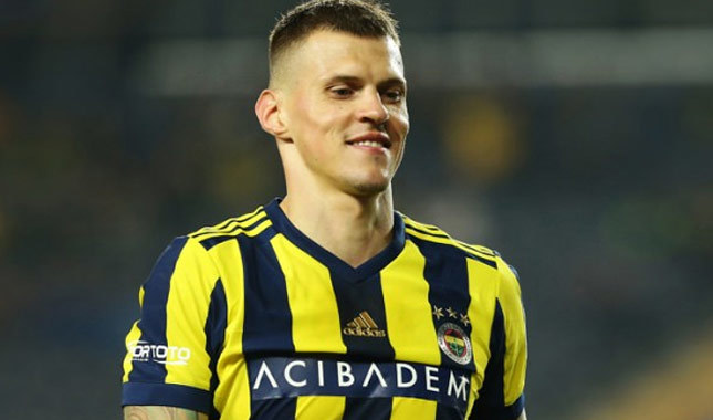 Skrtel'e 3 maç ceza