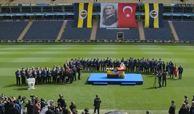 Son yolculuğuna uğurlandı