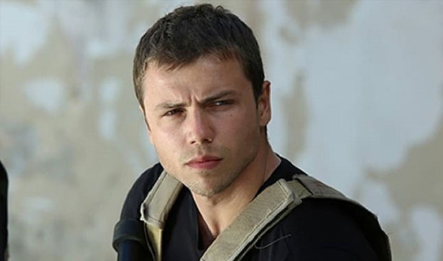Söz dizisinde Yavuz Komutan'a can veren Tolga Sarıtaş kimdir | Nereli | Kaç Yaşında | Emmy ödüllerine aday mı gösterildi