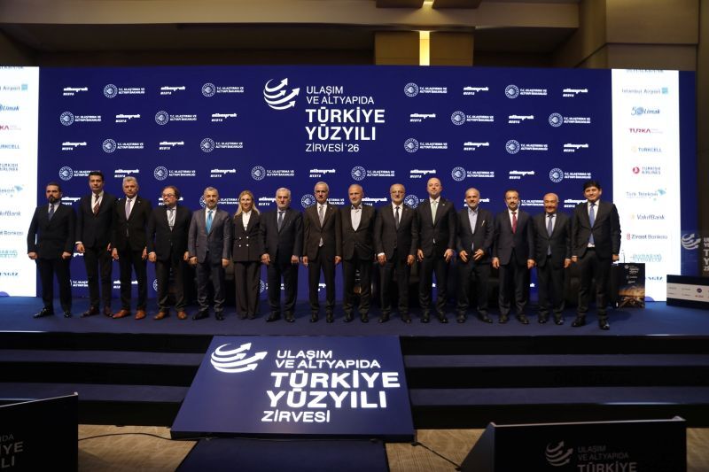 TÜRKİYE'NİN ULAŞIM VE ALTYAPISINDA YENİ YÜZYILIN ROTASI İSTANBUL'DA ÇİZİLDİ