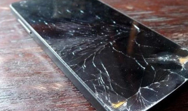 Telefonlar ekranını kendi kendine tamir edecek