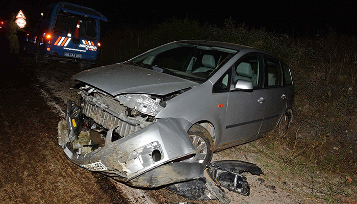 Tokat'ta araç devrildi: 2 yaralı