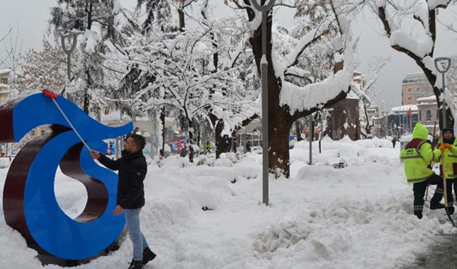 Trabzon'da okullar tatil mi 28 aralık CUMA kar tatili var mı yok mu?