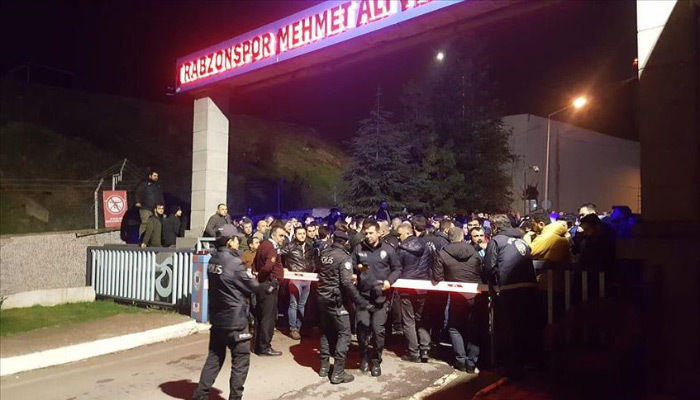 Trabzonspor'da Ünal Karaman dönemi sona erdi