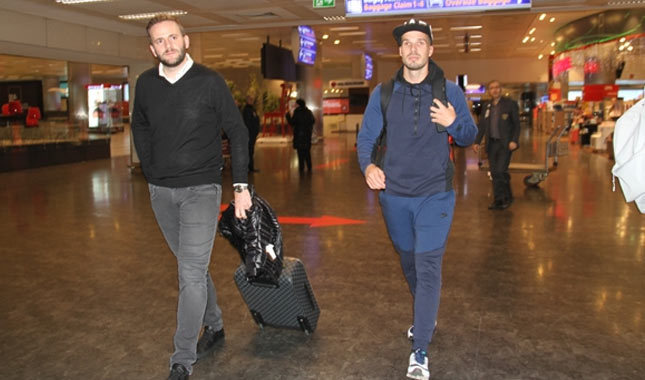 Trabzonspor'un yeni transferi Novak İstanbul'da