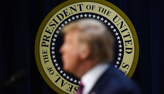 Trump o saf değiştirmeyi böyle duyurdu...
