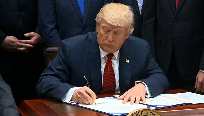 Trump yaptırımları imzaladı! 3 bakan kara listede!