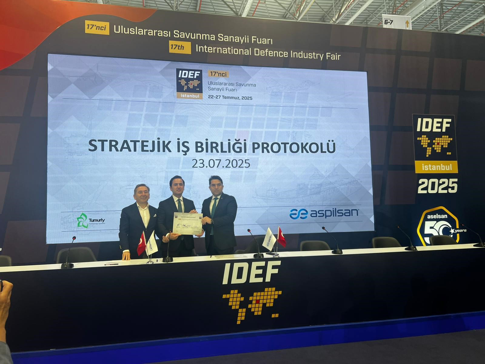 Tumurly ve ASPİLSAN Enerji, IDEF 2025'te stratejik iş birliği anlaşmasını imzaladı