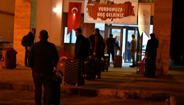 Türk vatandaşlarının yurt dışından tahliyesi sürüyor