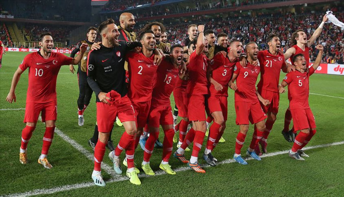 Türkiye FIFA sıralamasında yükselişe geçti