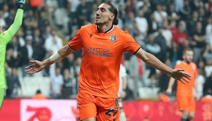 UEFA'nın haftanın futbolcusu adayı Başakşehirli Crivelli!