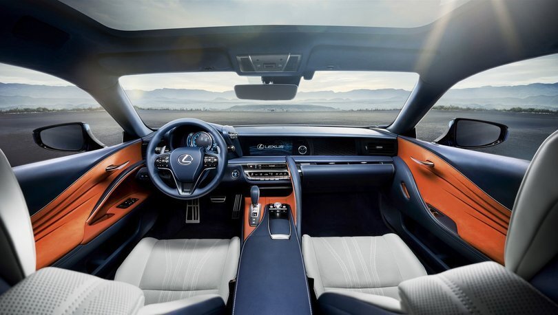 Üstü Açılan Otomobil Lexus LC 500 Convertible Türkiye'de